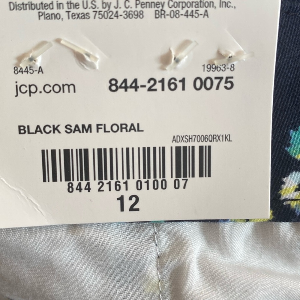 A.N.A. A New Approach Black Floral Twill Shorts Size 12.   NWT - Picture 7 of 16